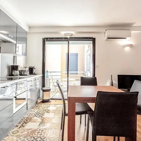 Appartement 1 Bedroom Amazing In *